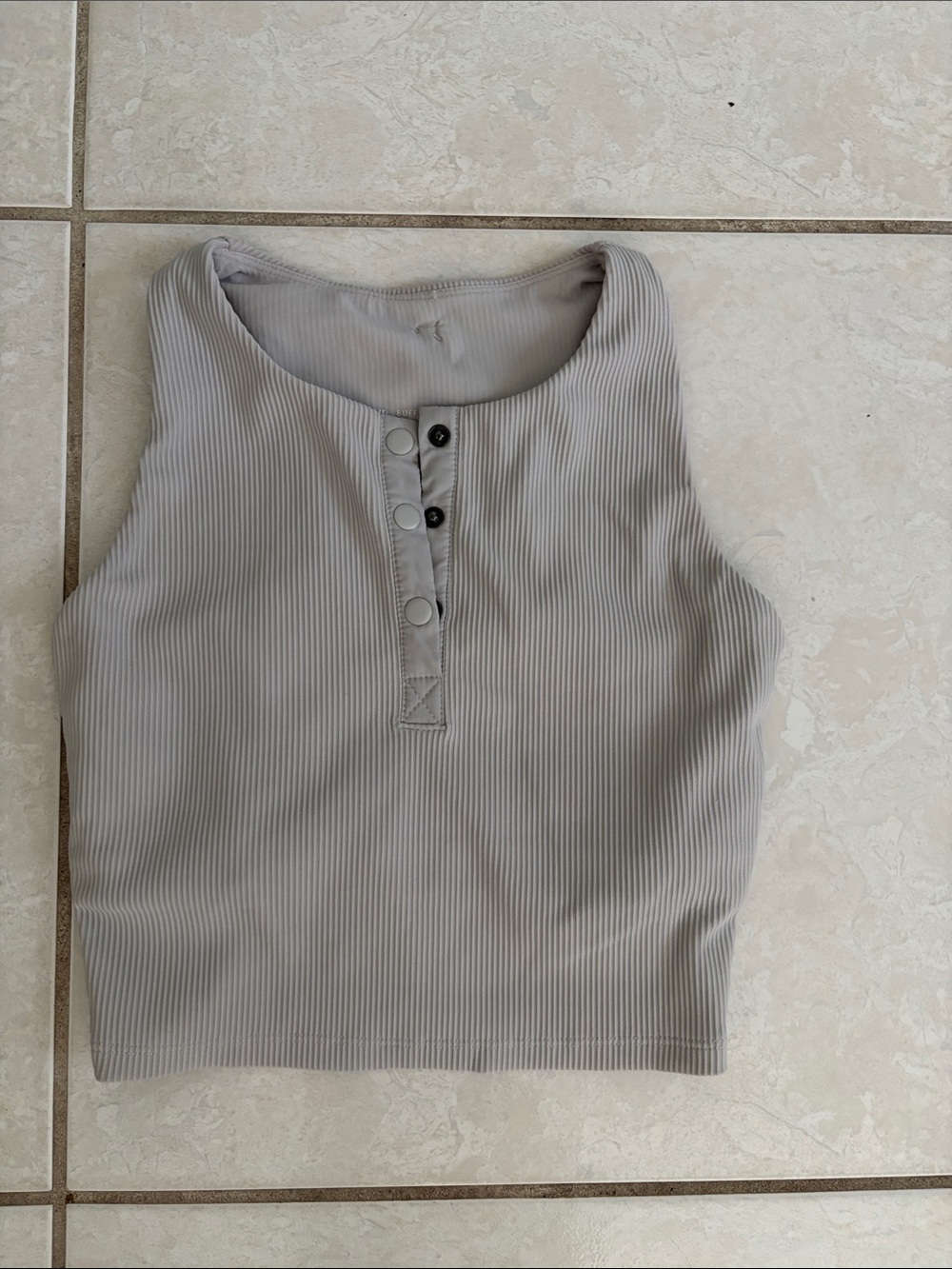 BuffBunny Ribbed Henley Crop Tank - Light Gray